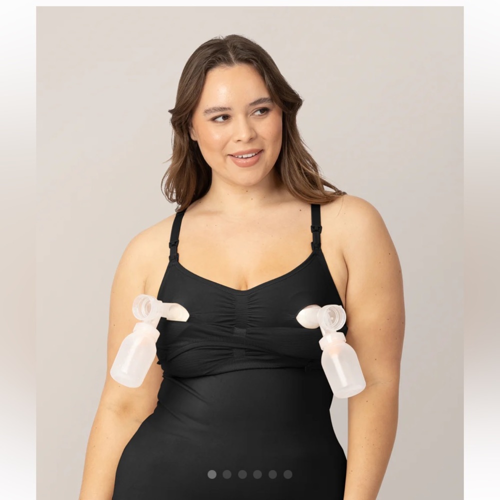 Kindred Bravely sublime hands-free nursing and pumping tank. Size medium.